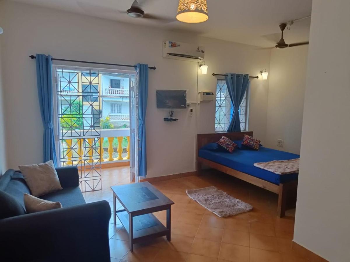 Contemporary Studio Apartment In Calangute, Goa Экстерьер фото